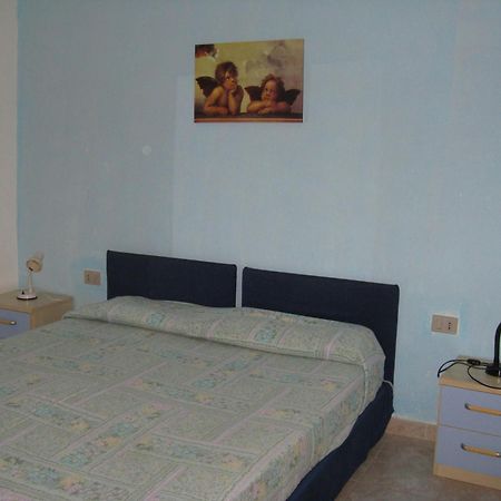 Borgo Spiaggia 罗萨岛 外观 照片