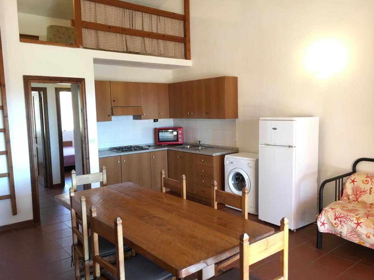 Borgo Spiaggia 罗萨岛 外观 照片