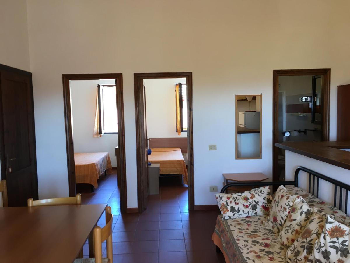 Borgo Spiaggia 罗萨岛 外观 照片