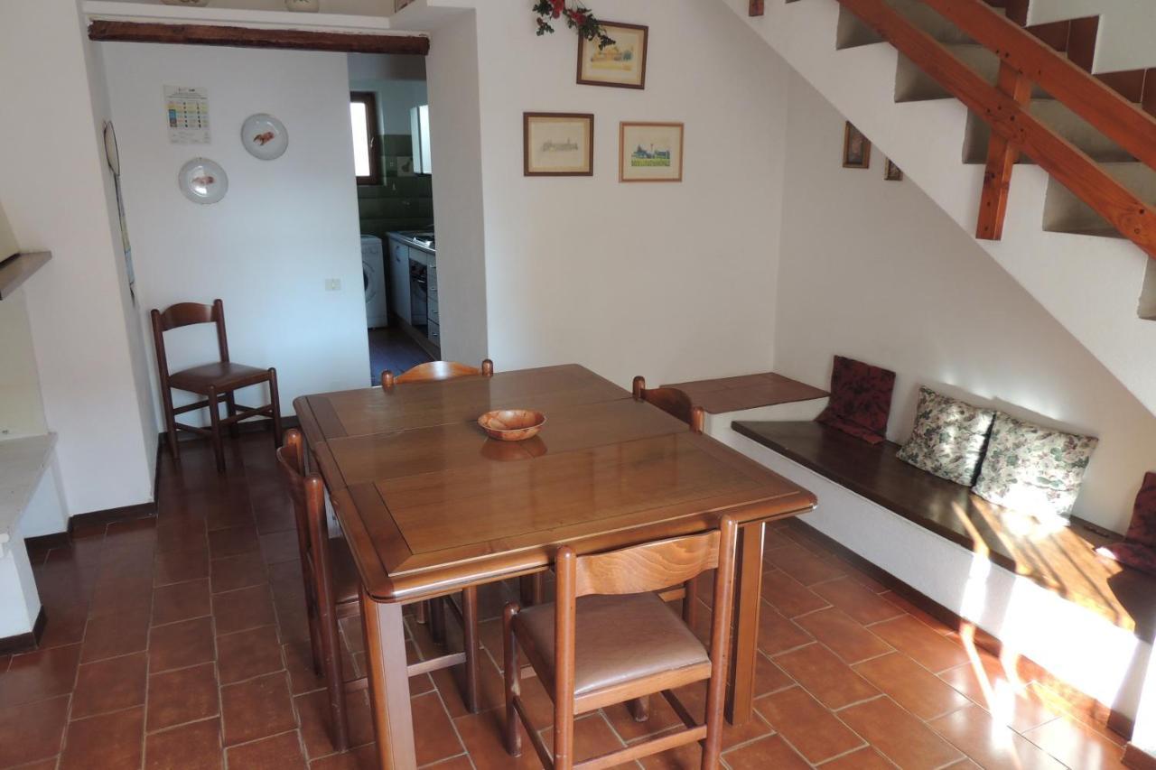 Borgo Spiaggia 罗萨岛 外观 照片
