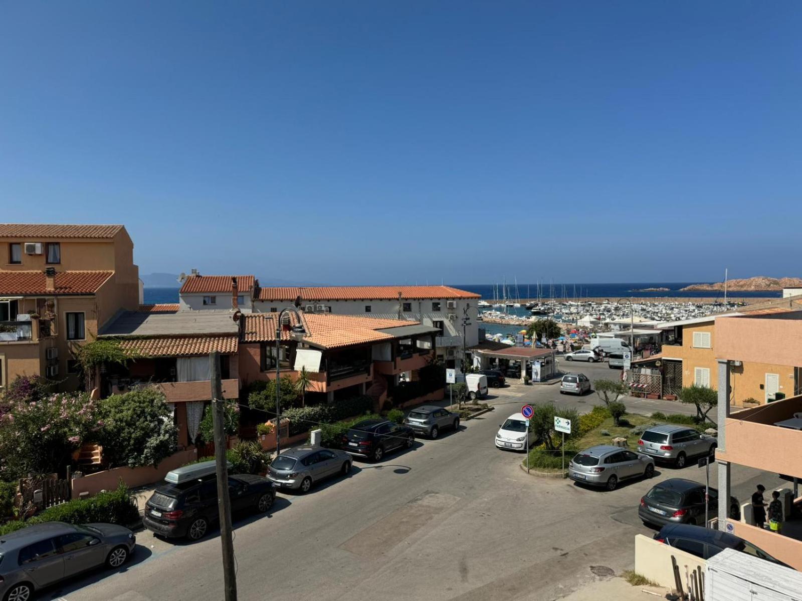 Borgo Spiaggia 罗萨岛 外观 照片